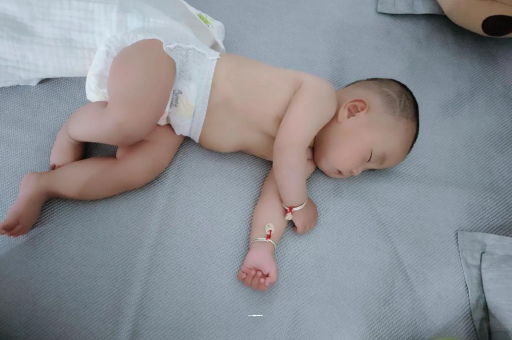 兴安盟怀孕多久肚子会胀气